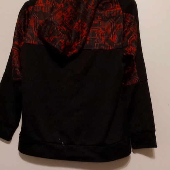 Red and black jacket - Picture 2 of 3